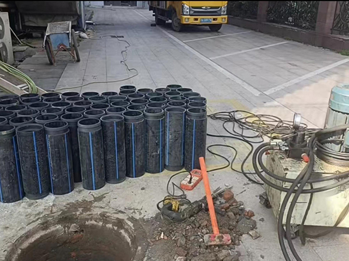 攀枝花PE置换管厂家 DN315置换管 非开挖管短管置换